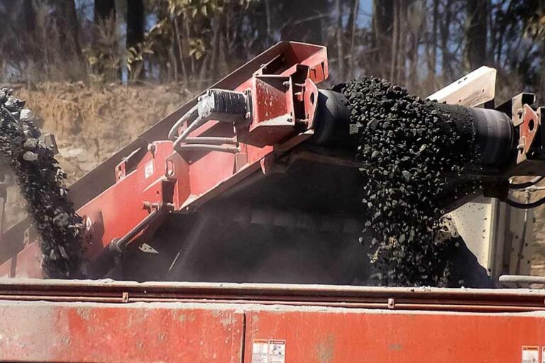 Sand dust from crushing