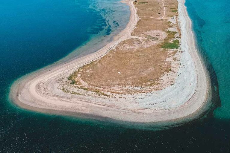 Does Building Sand Float on Water in South Africa? image